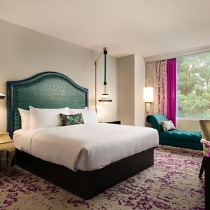 King Room Mobility accessible
